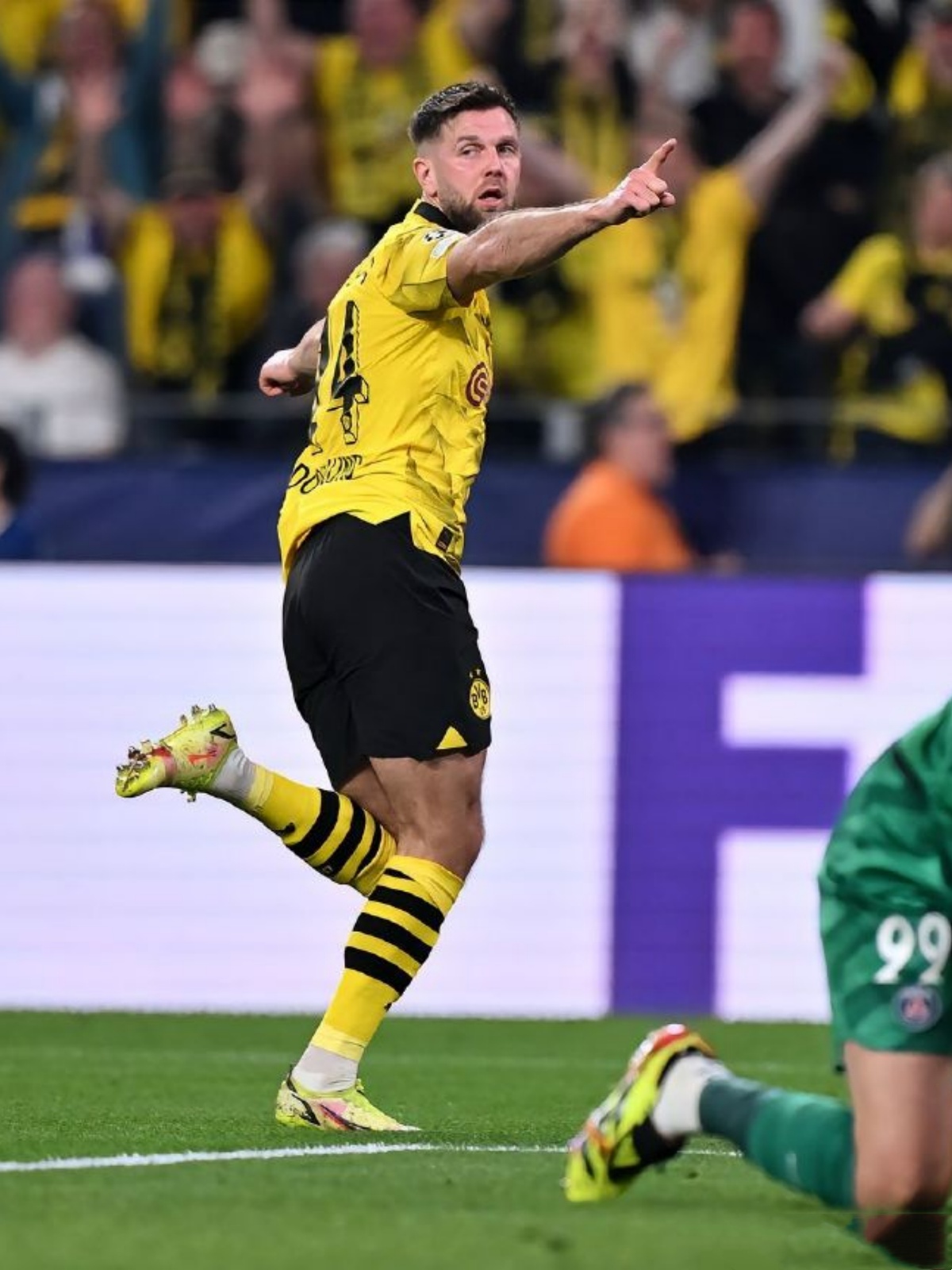 包含拉沃尔杯完胜蒙特卡洛大师赛，鲁德关键制胜的词条