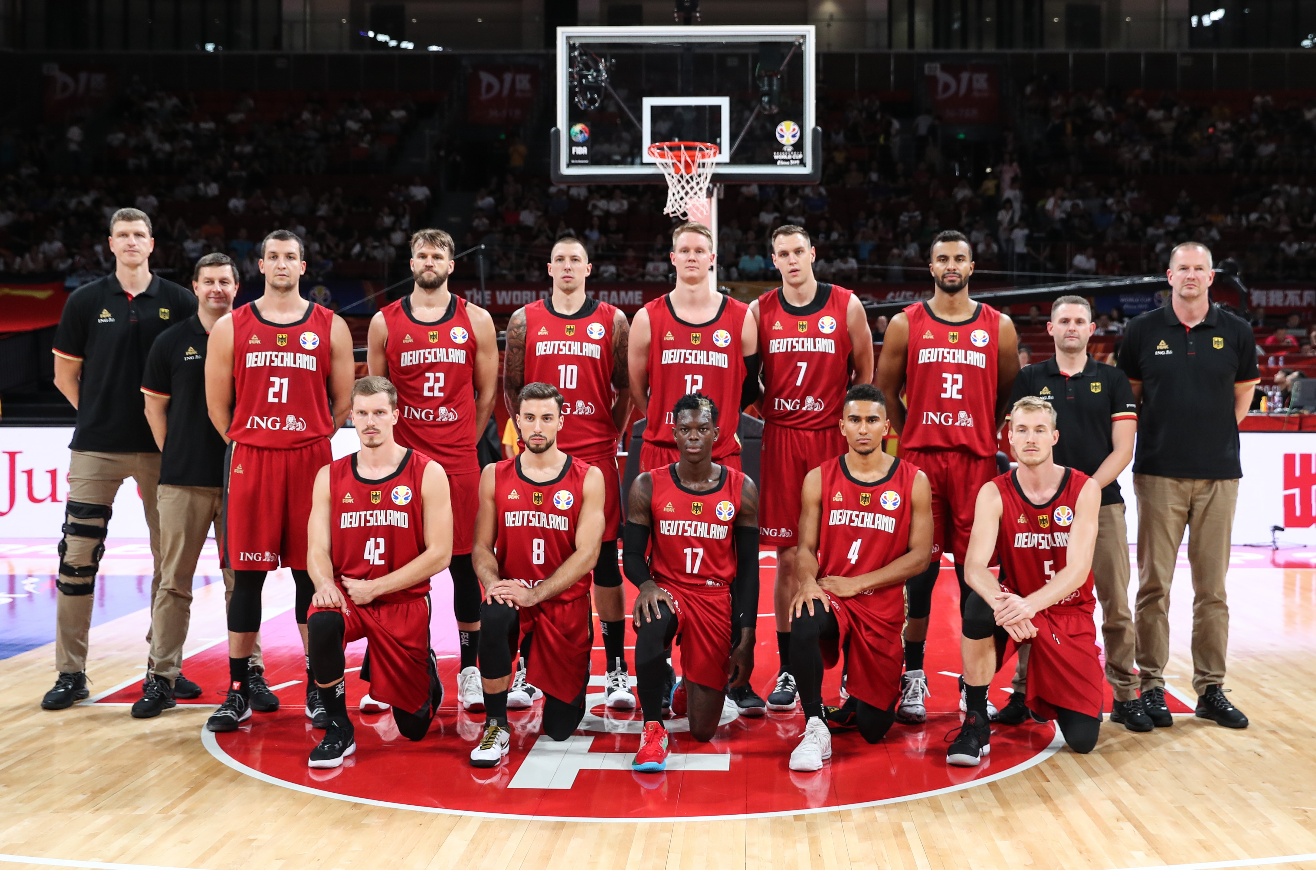 罗素宣布下赛季将加盟德国篮球联赛的简单介绍