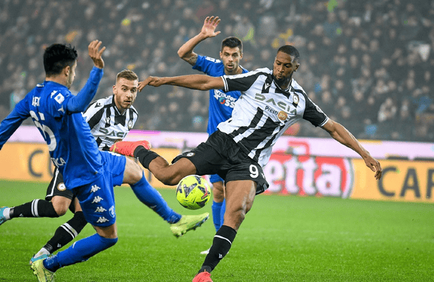 乌迪内斯客场平帕尔马,尤文图斯加时裁减如火如荼 乌迪内斯客场平帕尔马,尤文图斯加时裁减如火如荼