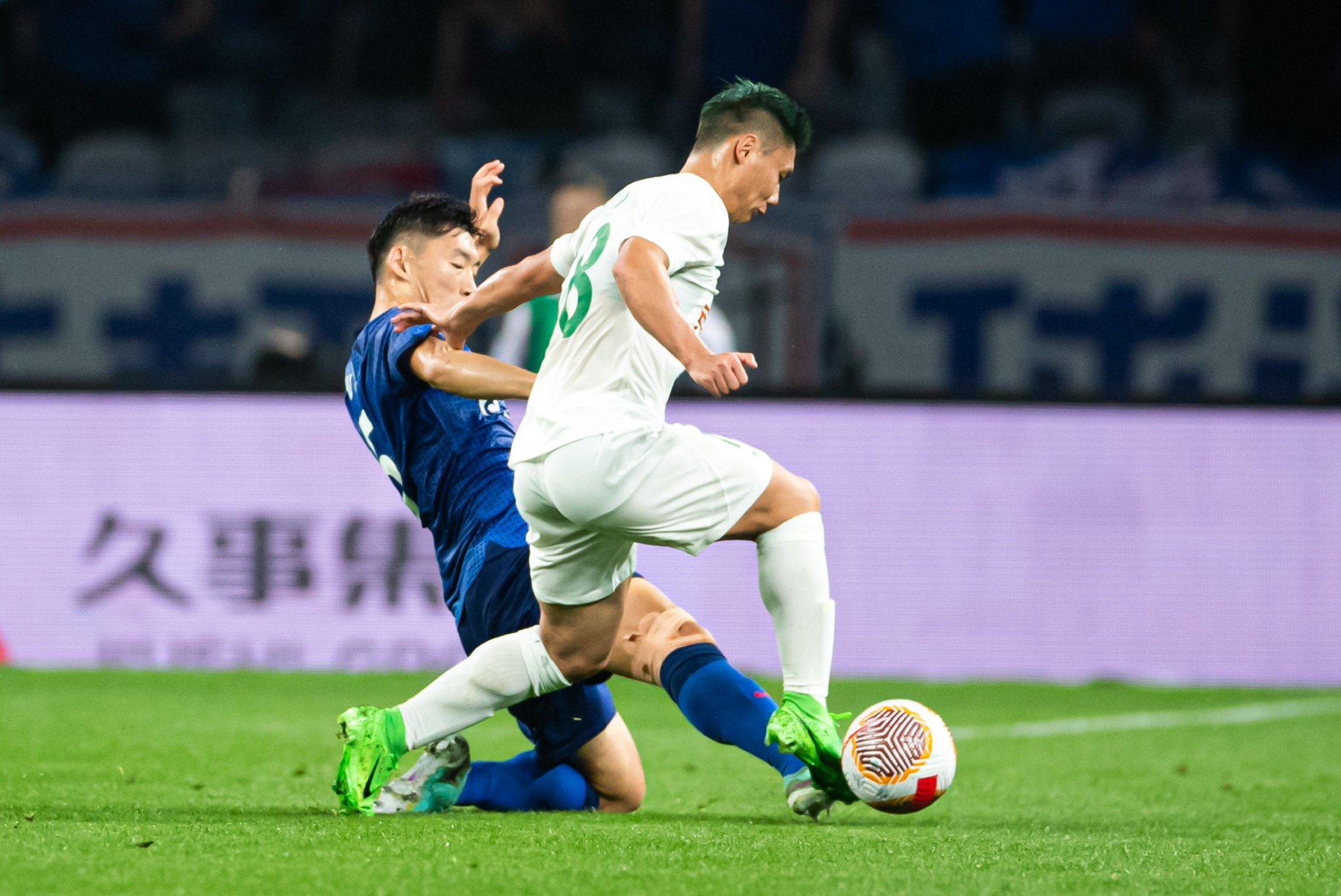 三连胜战火高涨,中超豪门交锋瞳快关注 三连胜战火高涨,中超豪门交锋瞳快关注