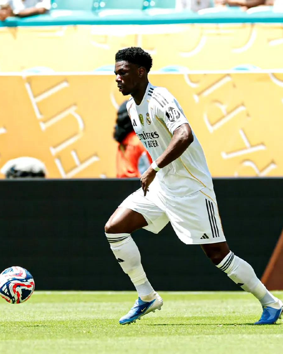 关于智利力克皇马，卡塞米罗状态火热的信息