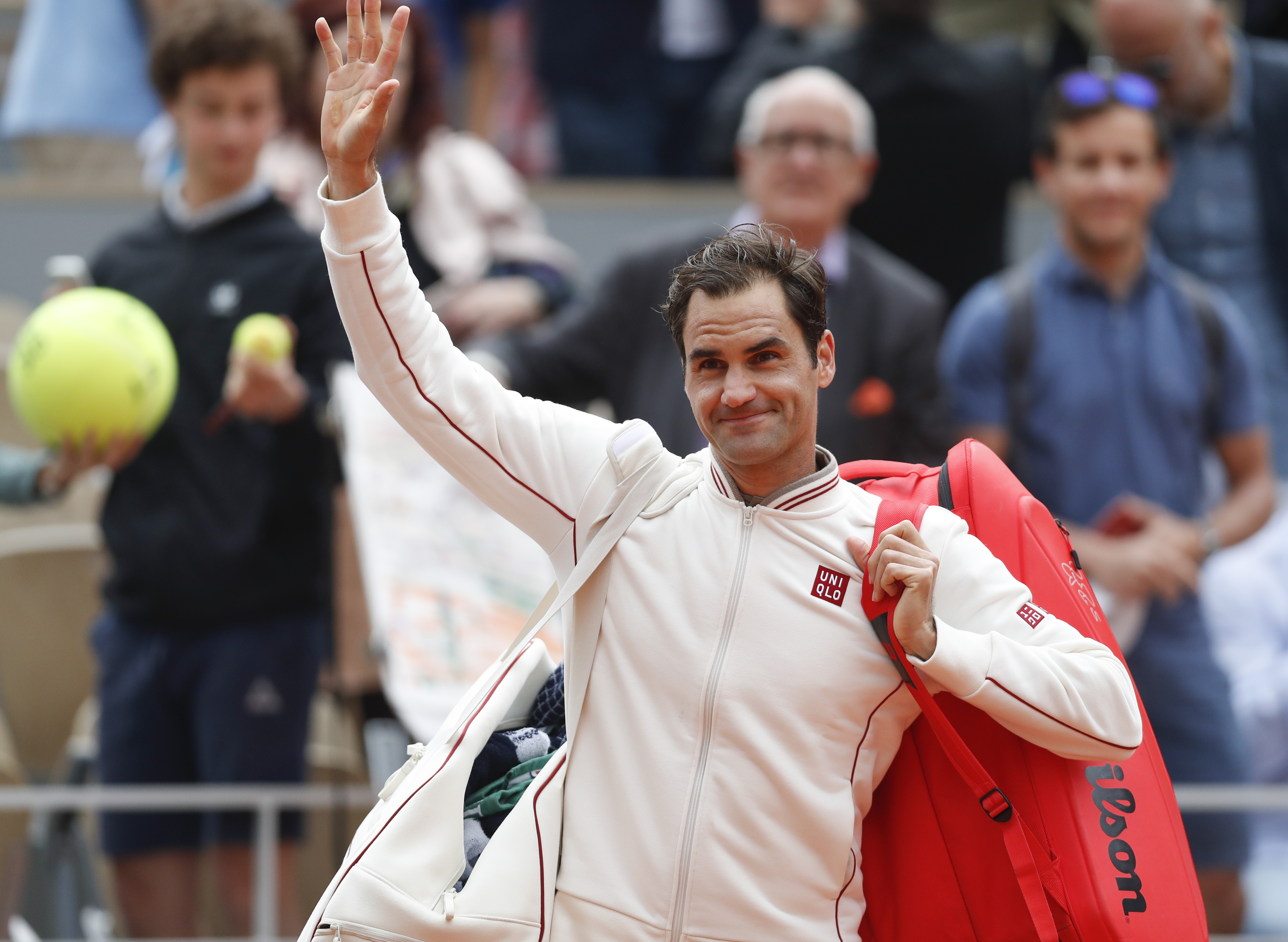 世界网球队横扫西班牙网球队，费德勒惊艳世界