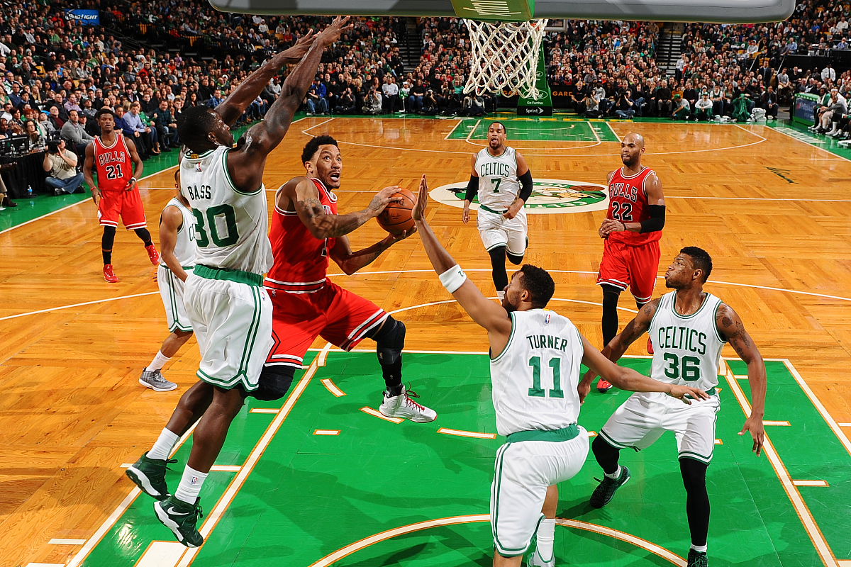 骑士鏖战公牛，塔图姆扛起全队