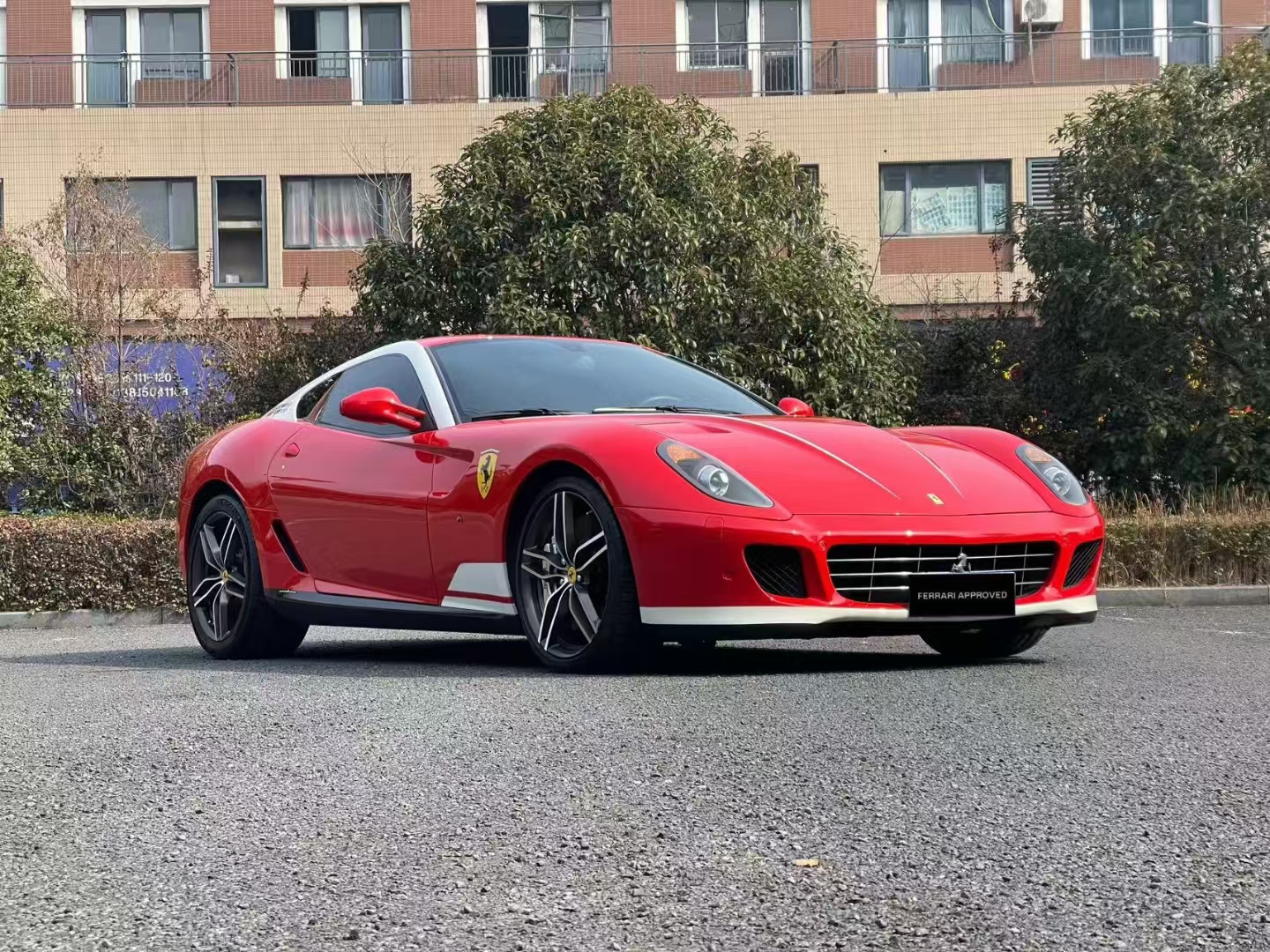 法拉利完胜迈凯伦，阿隆索带队取胜