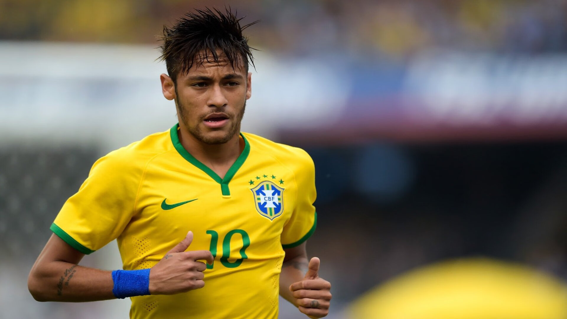 绿茵场与乒乓台的双重奏，葡萄牙队完胜奥地利，林高远统治全场